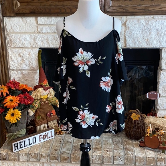 kaileigh valette cold shoulder blouse